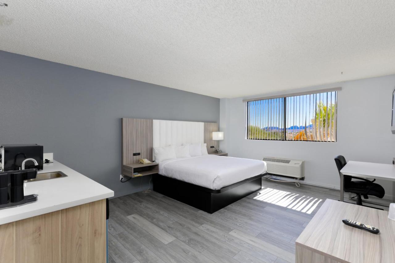 Studio 6 Suites Lake Havasu City Az Eksteriør billede